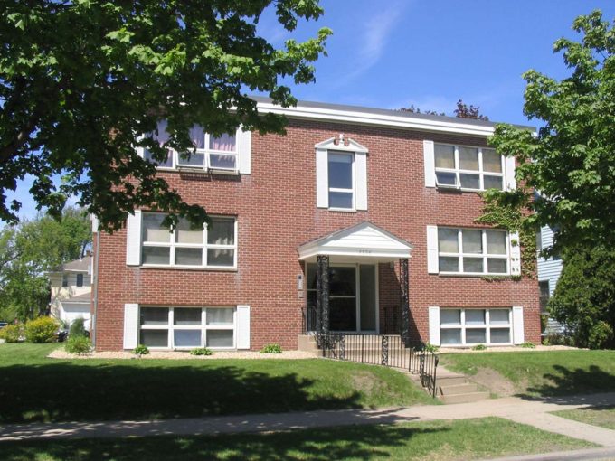 Minneapolis Apartment for Rent 3554 17th Avenue South