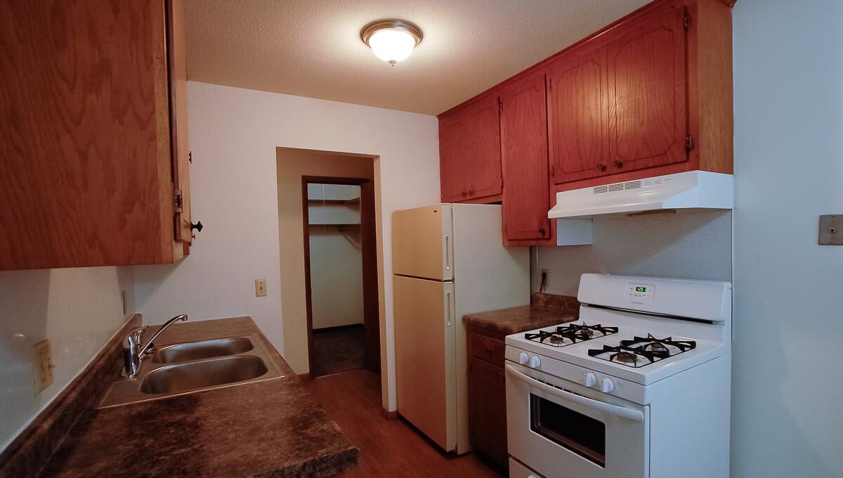 Minneapolis-Apartment-for-Rent-3025 30th Ave S Minneapolis MN 201-45